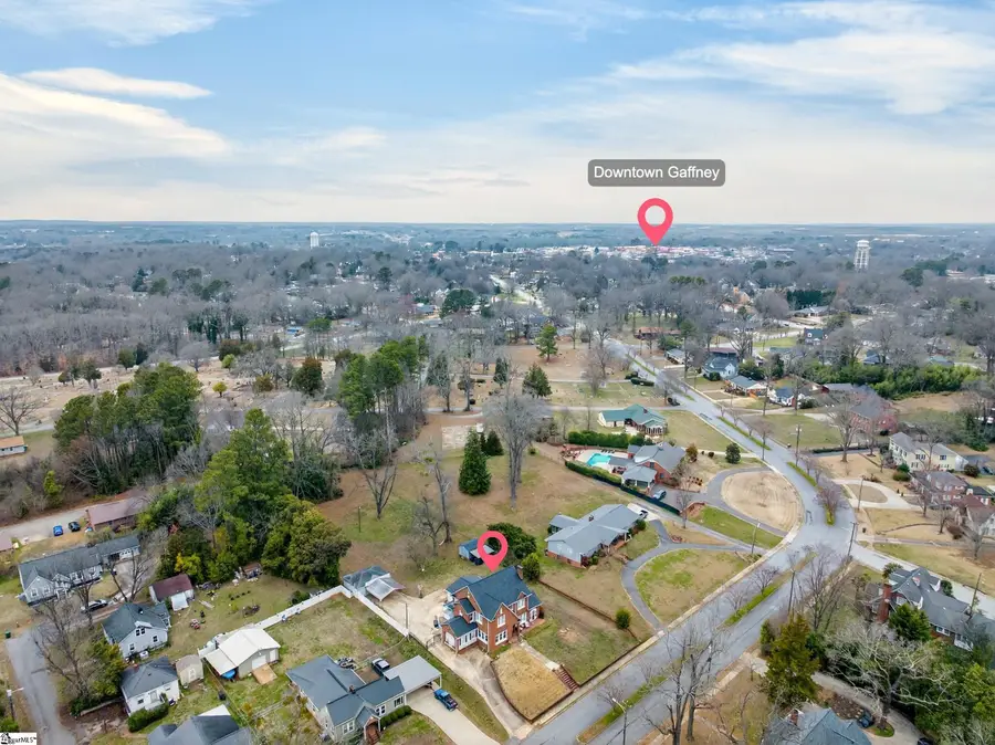 906 College Drive, Gaffney, SC 29340 - #3