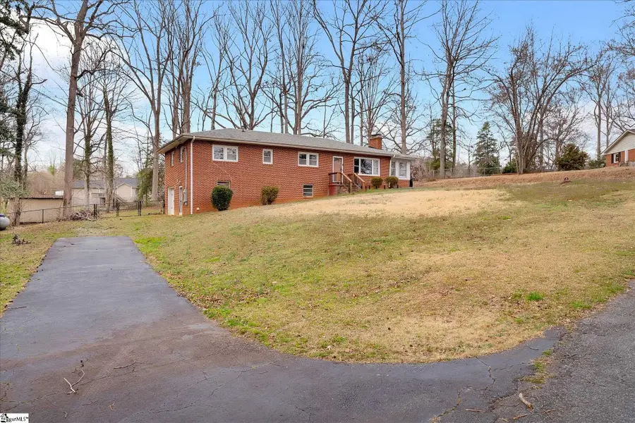 4 Laurel Lane, Marietta, SC 29661 - #3