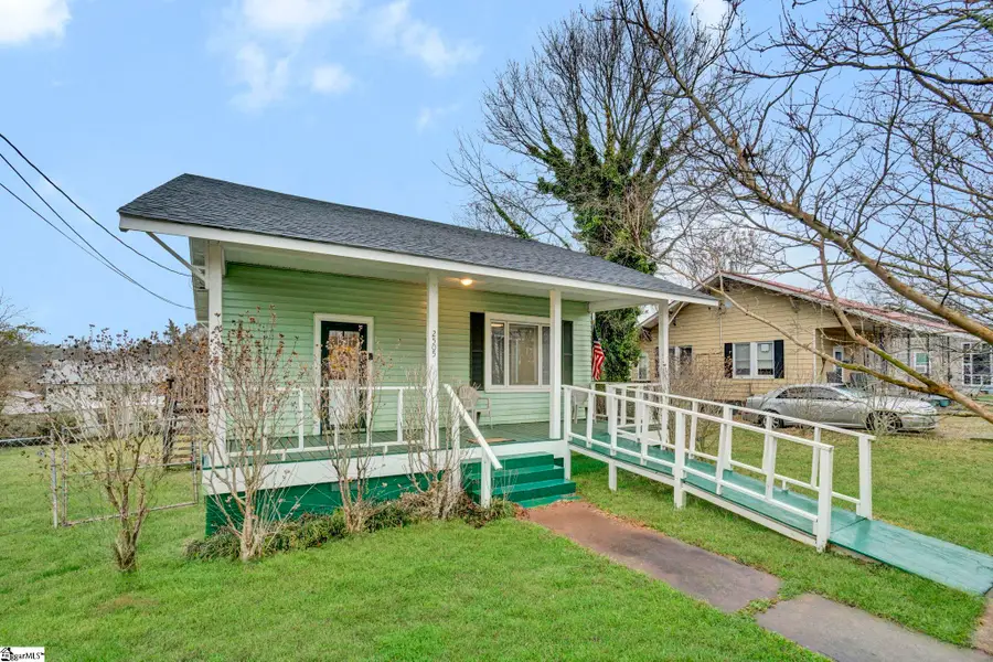 2505 E Brown Street, Seneca, SC 29678 - #3