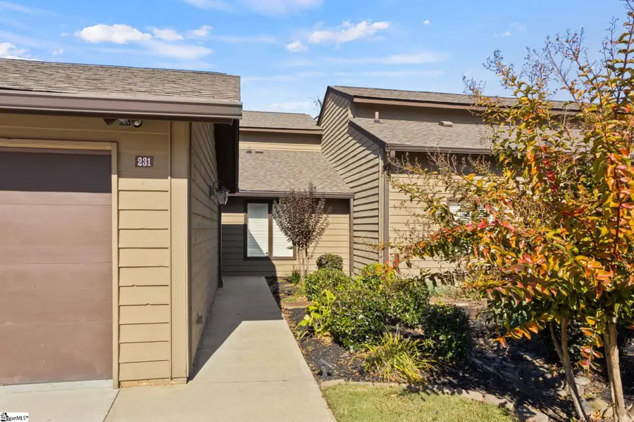 231 Goldfinch Circle, Greer, SC 29650 - #2