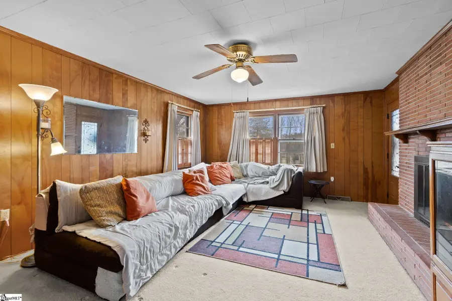 1026 Sunset Boulevard, Clinton, SC 29325 - #2