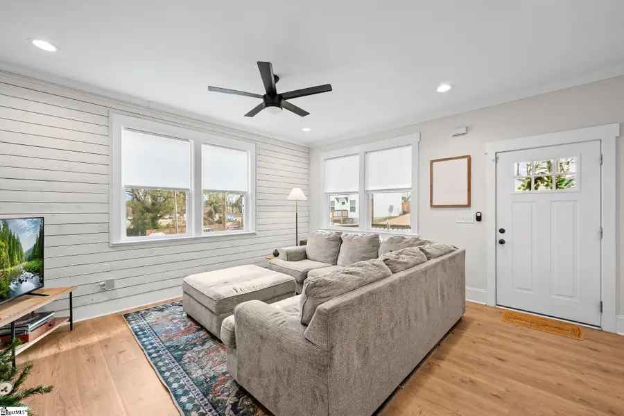 14 Blackwood Street, Greenville, SC 29611 - #3