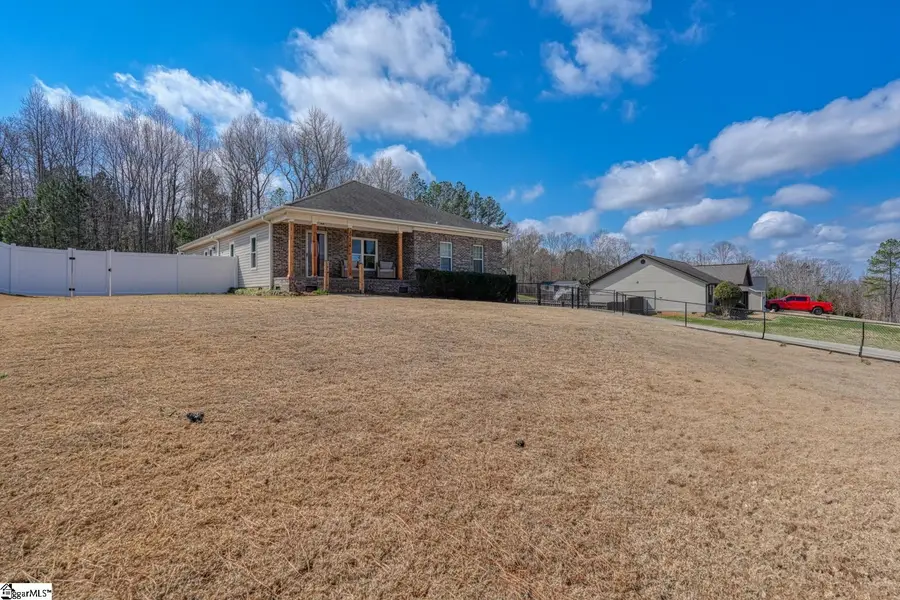 611 Pearson Town Road, Moore, SC 29369 - #3