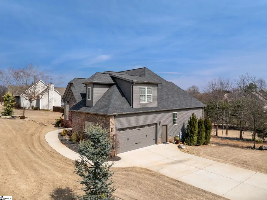 201 Brown Farm Way, Taylors, SC 29687 - #3