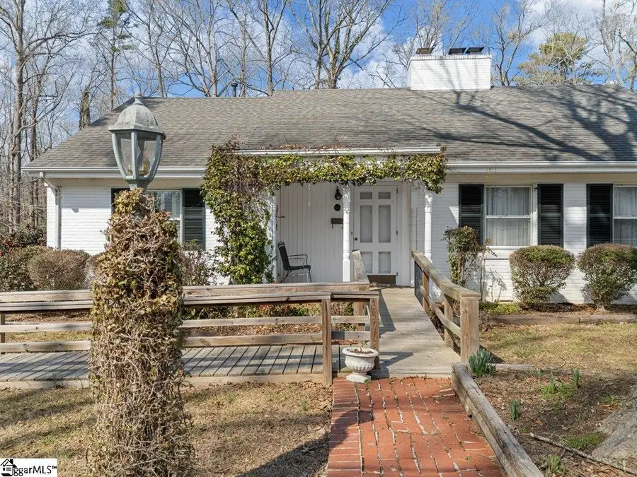 100 Eastwood Avenue, Union, SC 29379 - #3