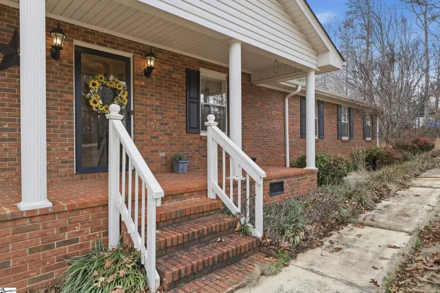 16 Fort Prince Court, Wellford, SC 29385 - #2