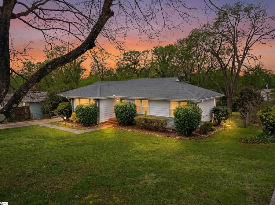 16 Sir Abbott Street, Greenville, SC 29607 - #3