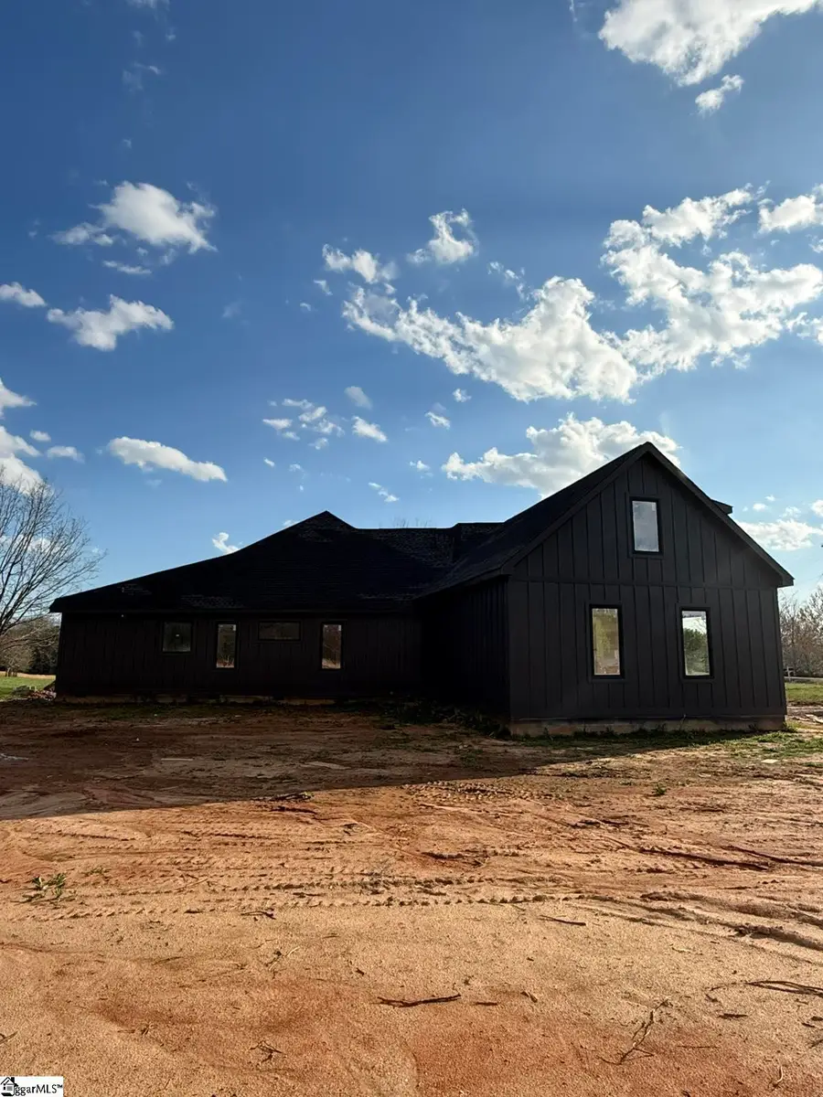 992 Bumblebee Lane, Wellford, SC 29385 - #2