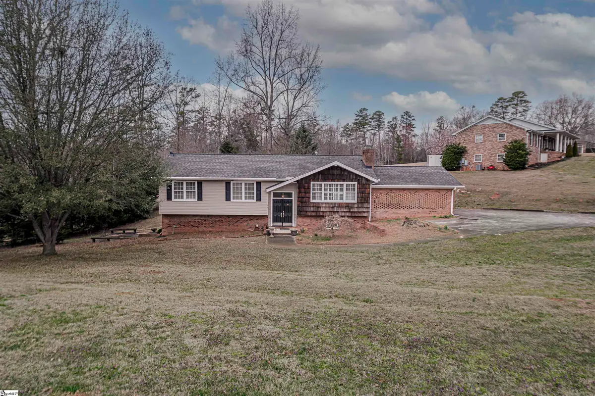 1618 E Saluda Lake Road, Greenville, SC 29611 - #1
