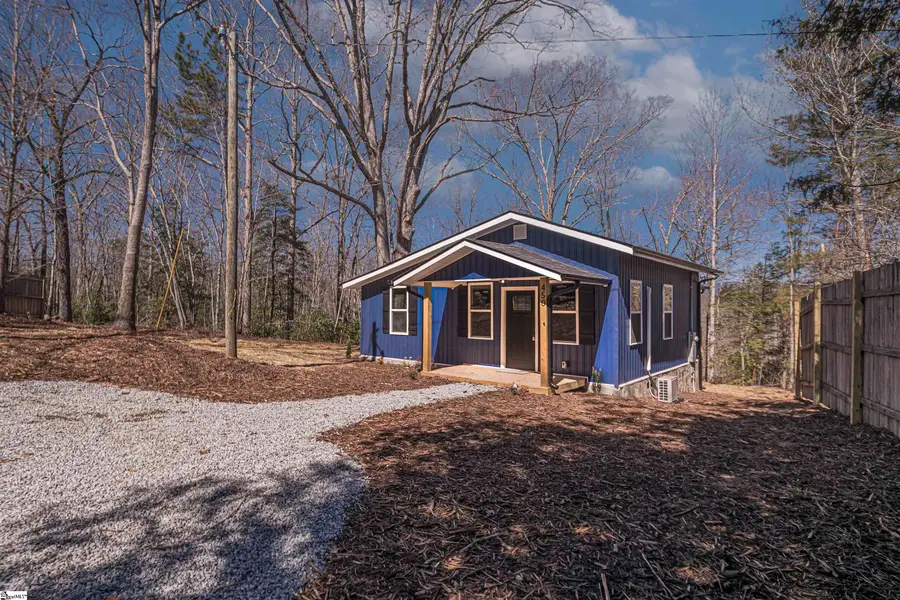 450 Crestwood Drive, Salem, SC 29676 - #3