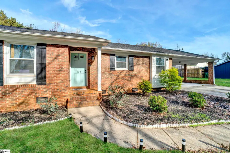 123 Churchill Avenue, Moore, SC 29369 - #3
