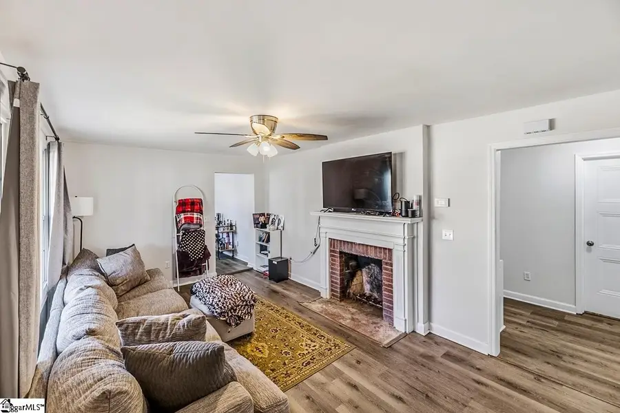 101 Pleasant Ridge Avenue, Greenville, SC 29605 - #3
