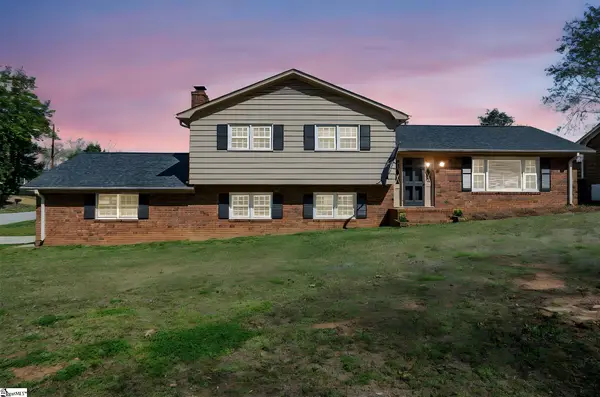 717 Richbourg Road, Greenville, SC 29615