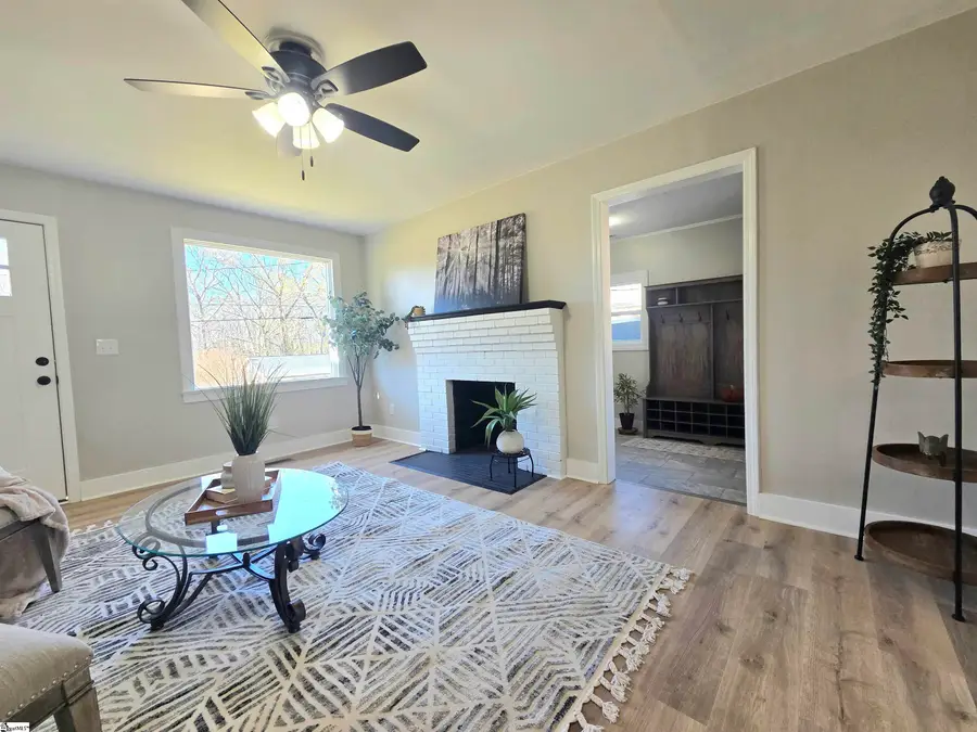 118 Woodland Drive, Greenville, SC 29617 - #3