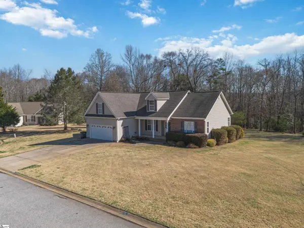 10 Chasie Lane, Greer, SC 29651