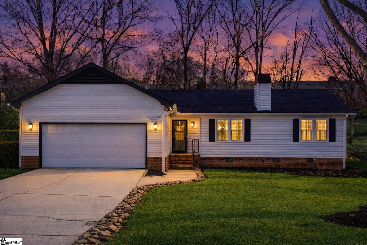 105 Kestrel Court, Taylors, SC 29687 - #1