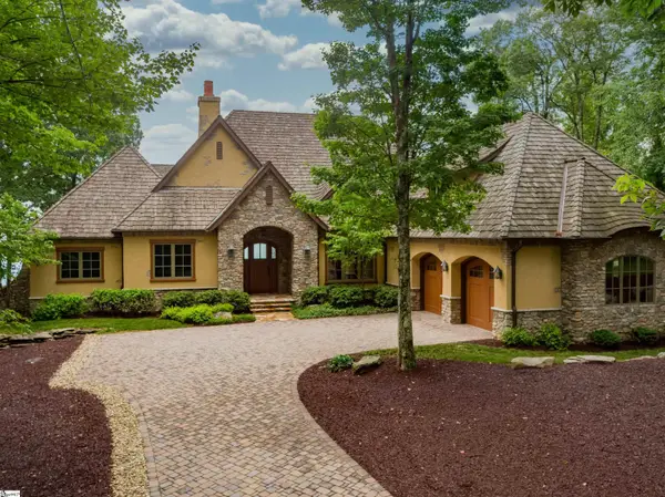91 The Cliffs Parkway, Landrum, SC 29356