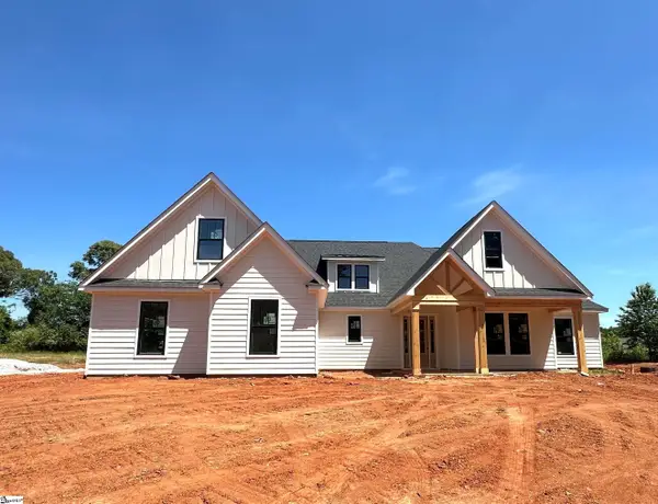 83 Carr Road, Piedmont, SC 29673