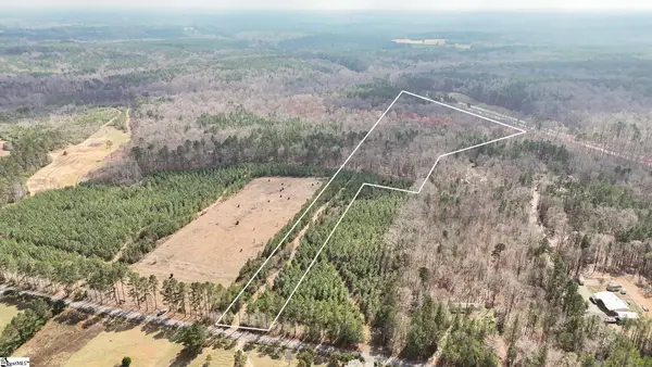 588 Lake Road, Clinton, SC 29325