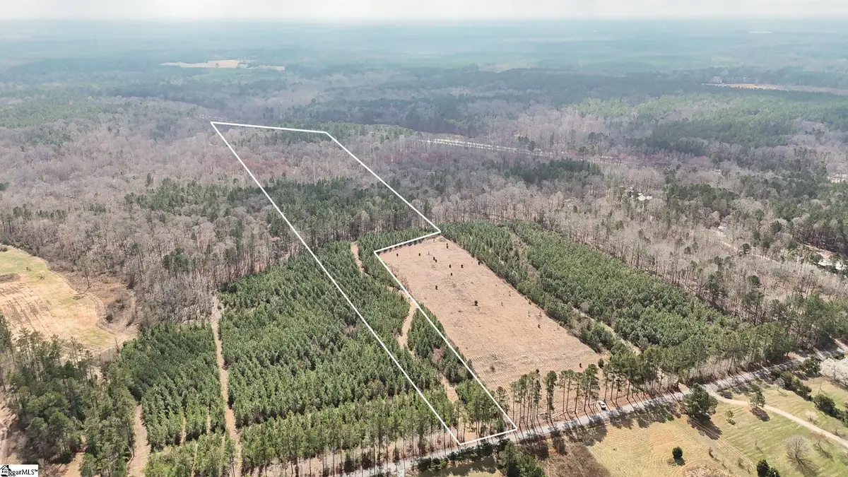 650 Lake Road, Clinton, SC 29325 - #1