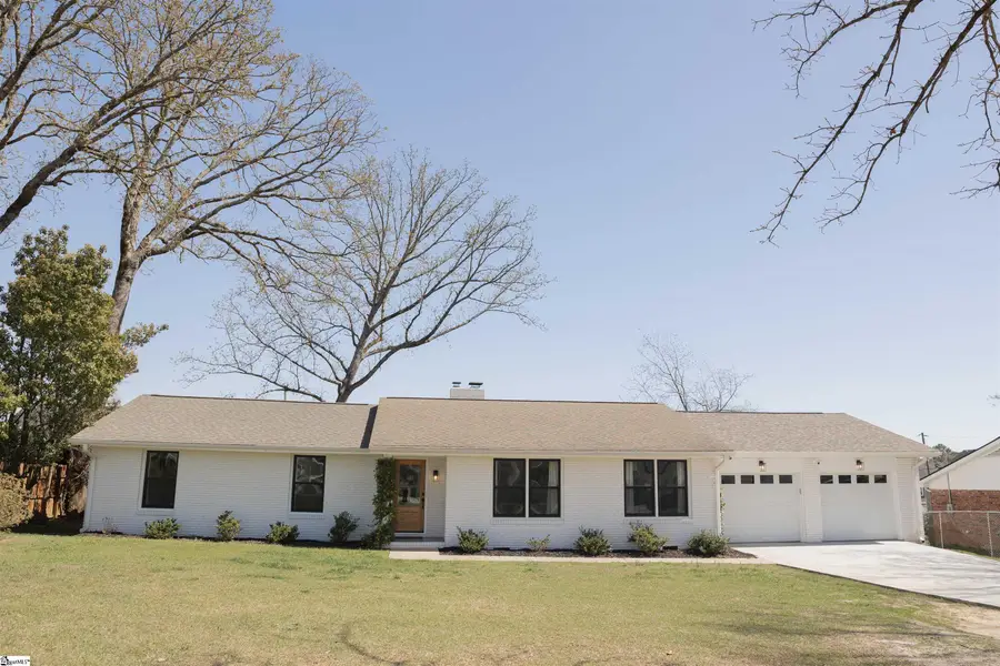 205 Wadsworth Road, Spartanburg, SC 29301 - #2