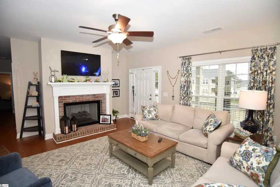 202 Roscoe Drive, Greer, SC 29651 - #2