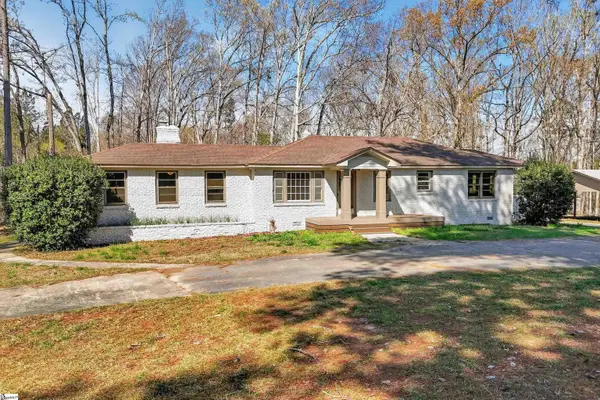 612 Skippers Lodge Road, Cross Hill, SC 29332
