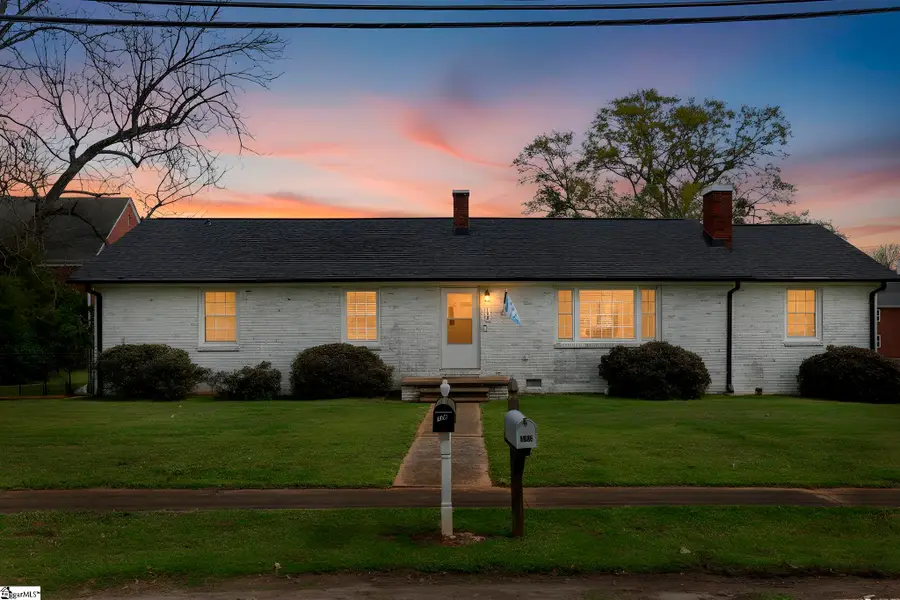 109 Palmetto Street, Cowpens, SC 29330 - #2