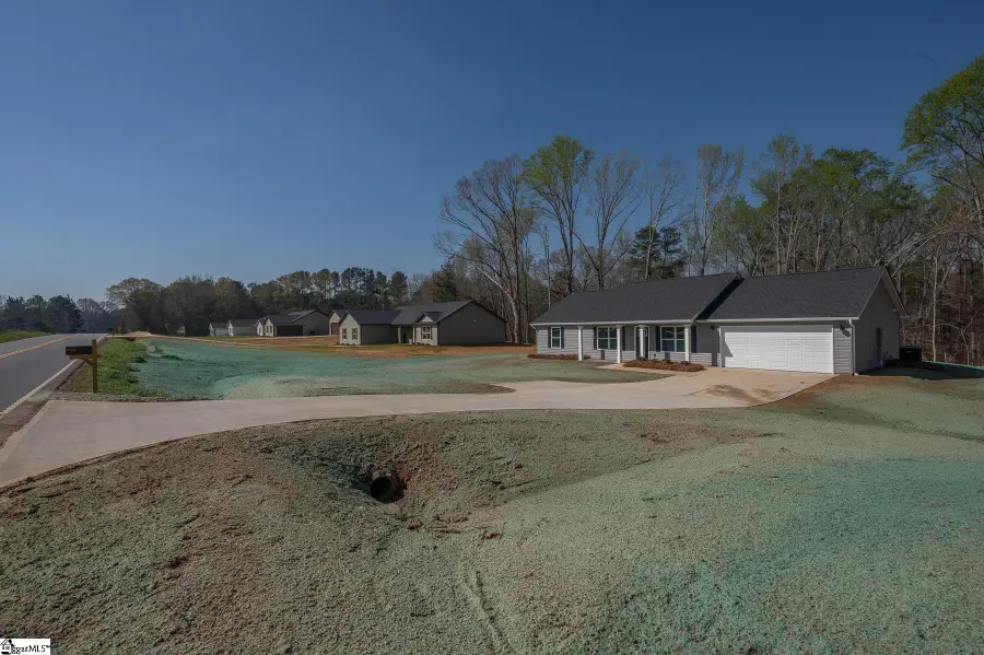 9892 Highway 252, Ware Shoals, SC 29662 - #2