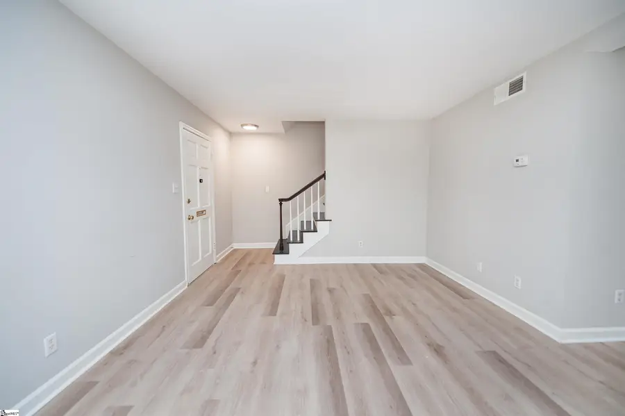 1466 B Dover Road, Spartanburg, SC 29301 - #2