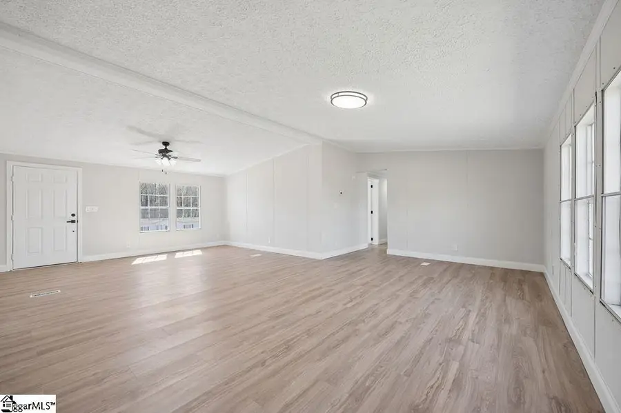 706 Sapphire Court, Inman, SC 29349 - #2