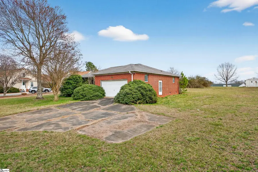 3533 Pelzer Highway, Easley, SC 29642 - #2