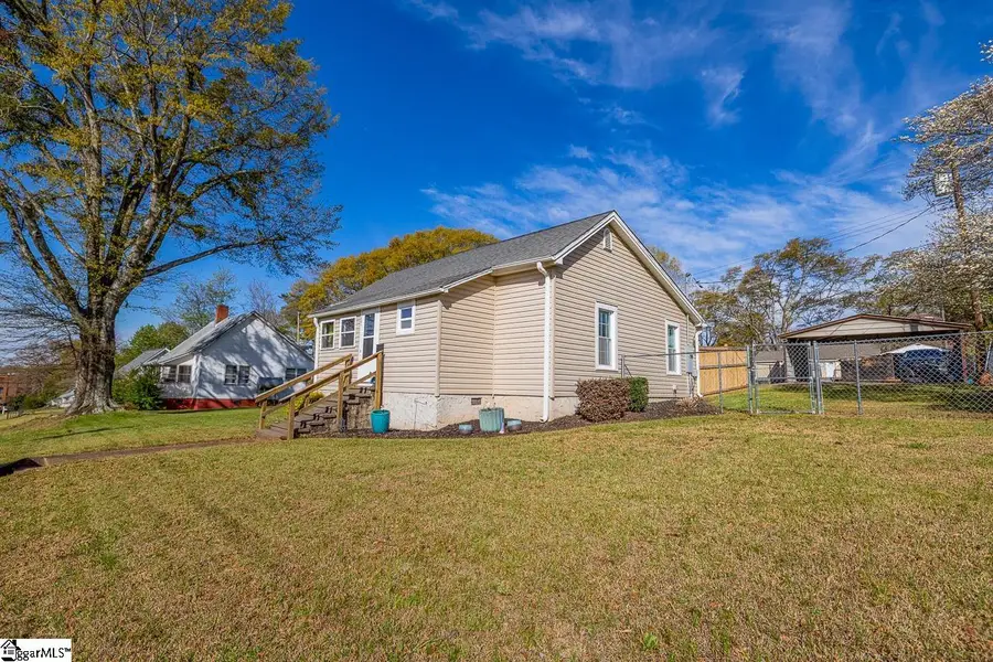 17 D Street, Inman, SC 29349 - #2