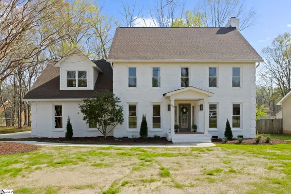 111 Chase Woods Court, Simpsonville, SC 29680