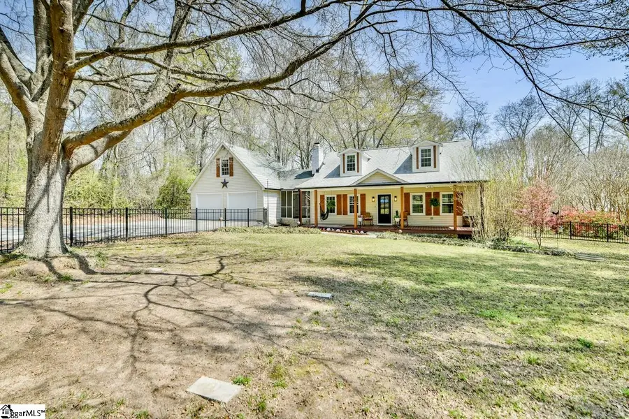 327 Hillside Church Road, Fountain Inn, SC 29644 - #2
