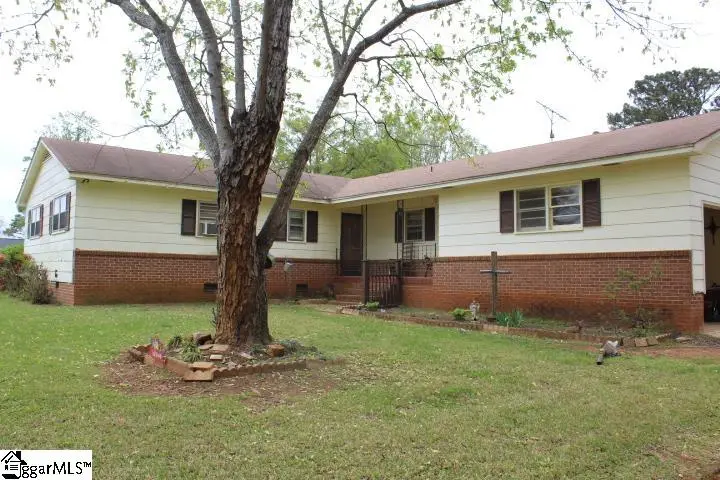 300 Marion Place, Clinton, SC 29325 - #2