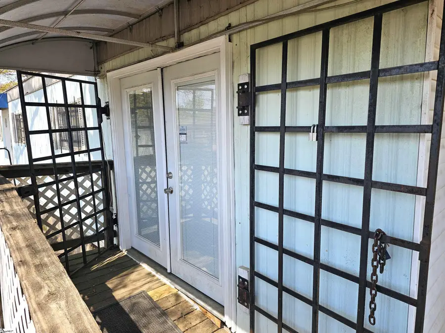 2159 Chesnee Highway, Spartanburg, SC 29303 - #2