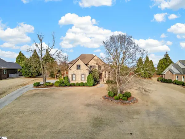 9 Bingham Way, Simpsonville, SC 29680