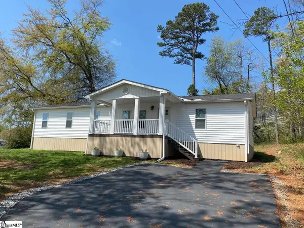 521 Park Street, Inman, SC 29349-9231