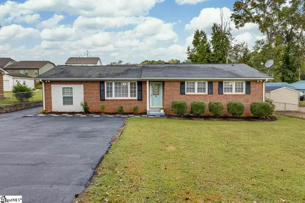 15 Strawberry Drive, Greenville, SC 29617