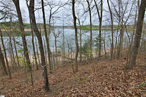 750 W Pecan Drive, Westminster, SC 29693