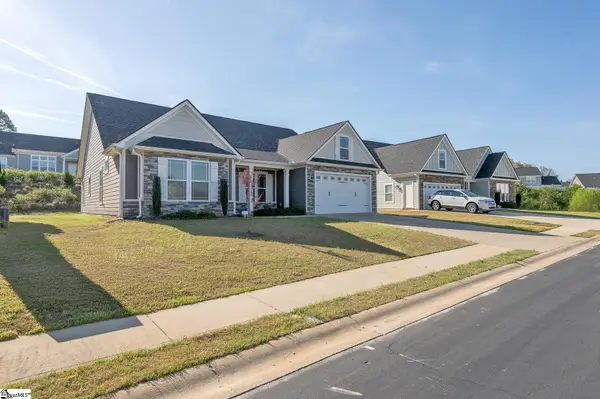 215 Mccloud Court, Spartanburg, SC 29301