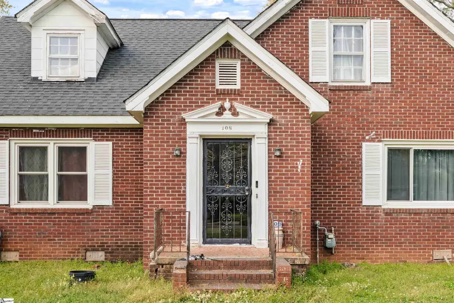 108 West Hampton Avenue, Honea Path, SC 29654 - #3