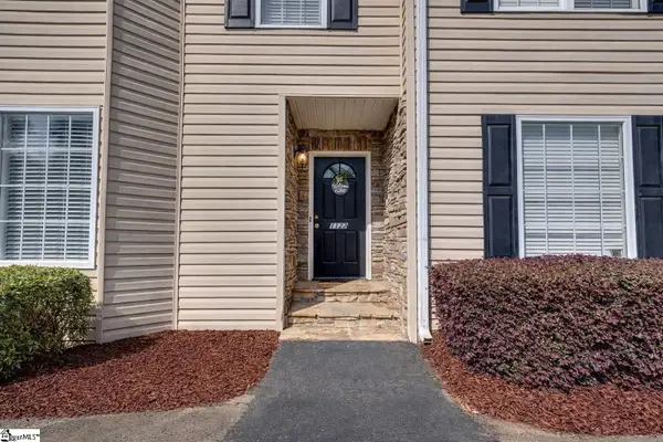 1122 E Lee Road, Taylors, SC 29687