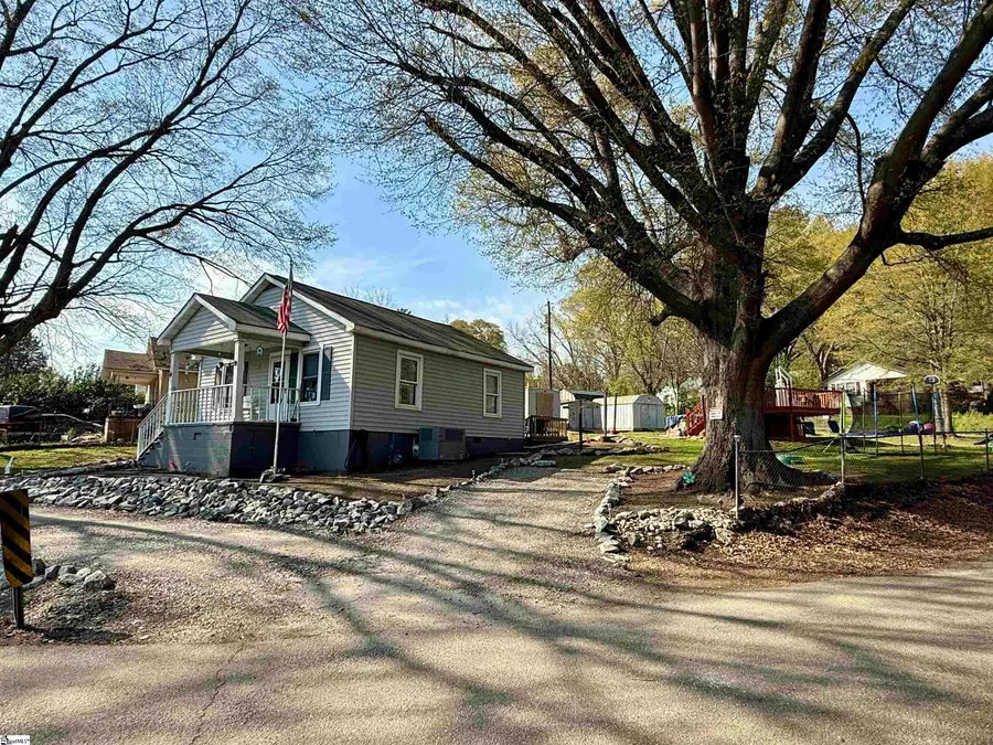 131 Montpelier Street, Gaffney, SC 29340 - #2