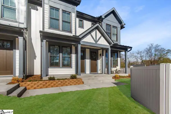 9 Hawthorne Lane #Unit 104, Greenville, SC 29615