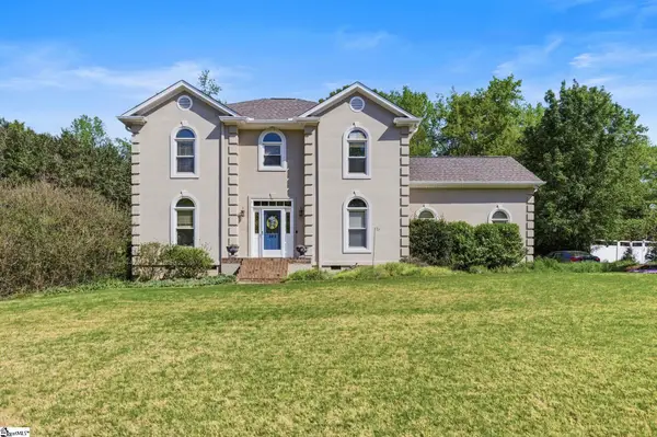 352 Round Ridge Road, Spartanburg, SC 29302