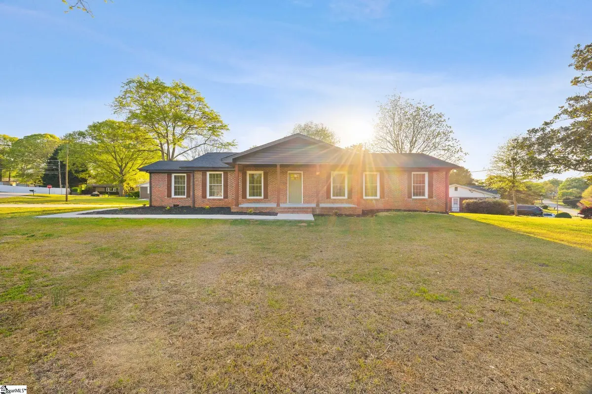 303 Central Avenue, Mauldin, SC 29662 - #1