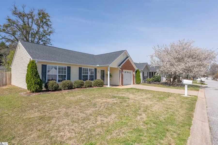 11 Seaside Lane, Greer, SC 29650 - #2