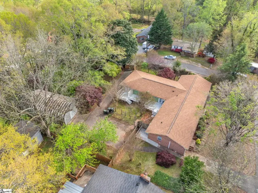 2 Easy Street, Taylors, SC 29687 - #2